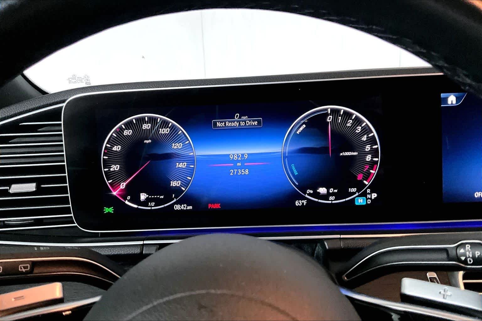 Used 2025 Selenite Grey Metallic Mercedes-Benz GLE 450e image 22