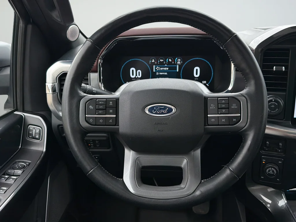 Used 2021 Silver Ford Lariat image 32