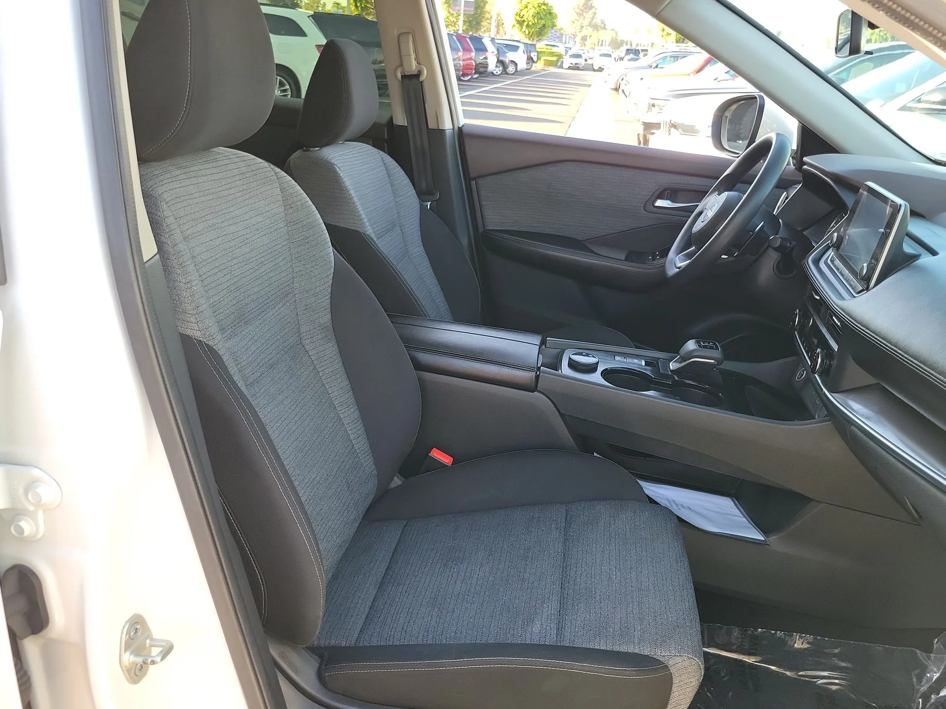 Used 2023 White Nissan SV image 19