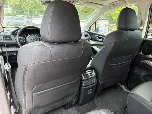 Used 2024 White Subaru Onyx Edition image 35