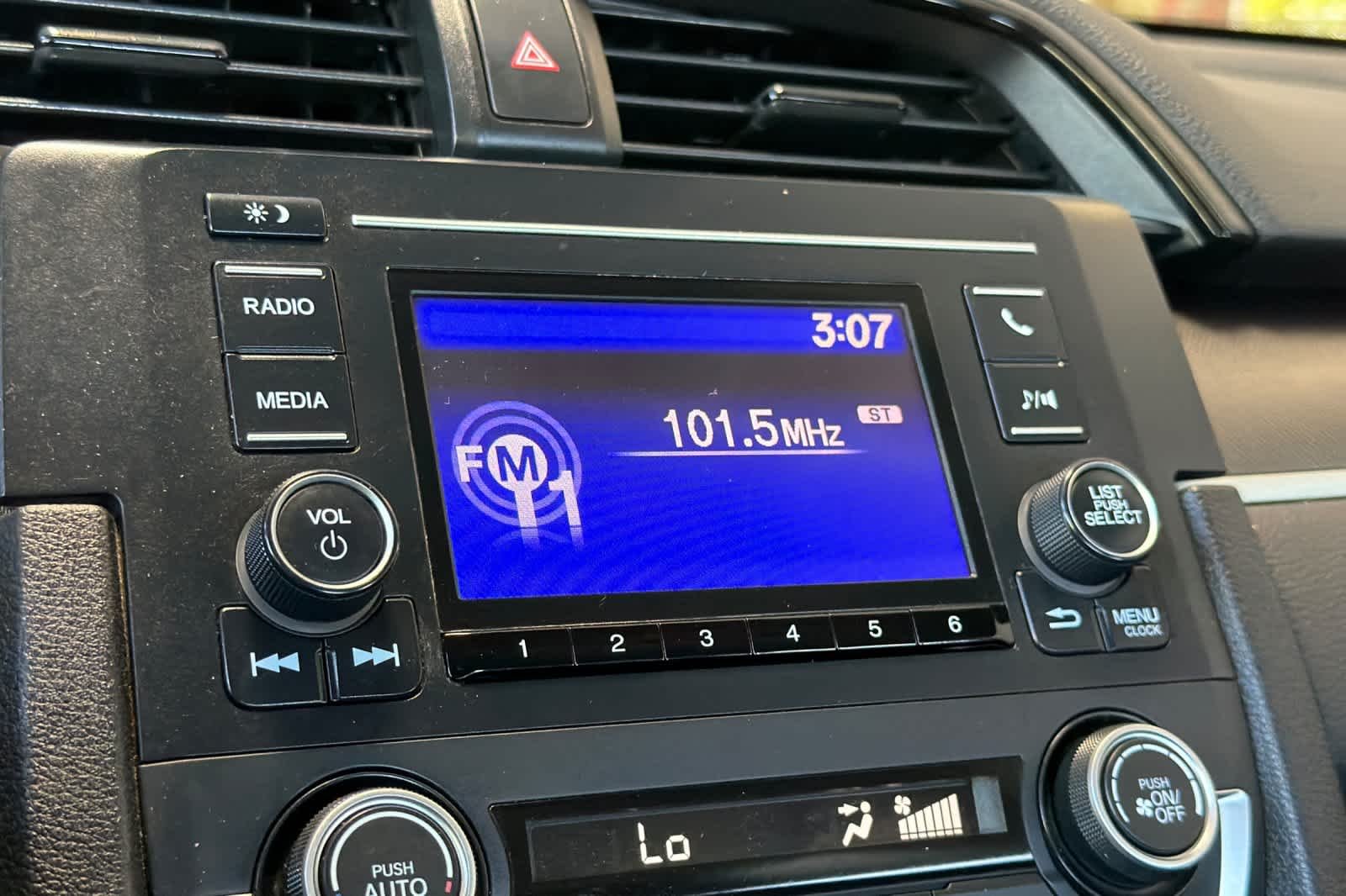 Used 2019 Molten Lava Pearl Honda LX image 18