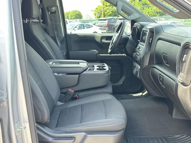 Used 2022 Silver Chevrolet Custom image 13