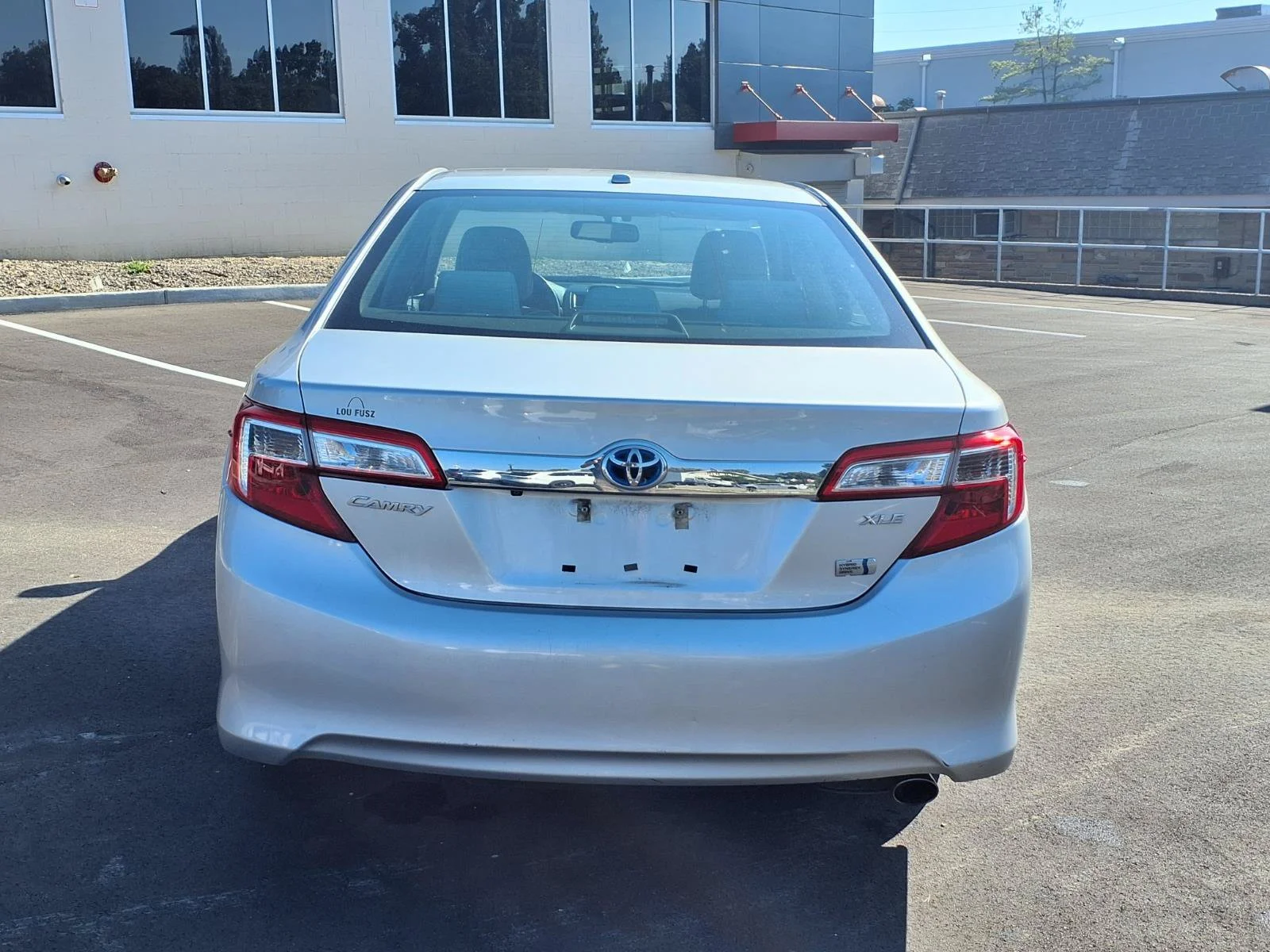Used 2013 Classic Silver Metallic Toyota XLE image 25