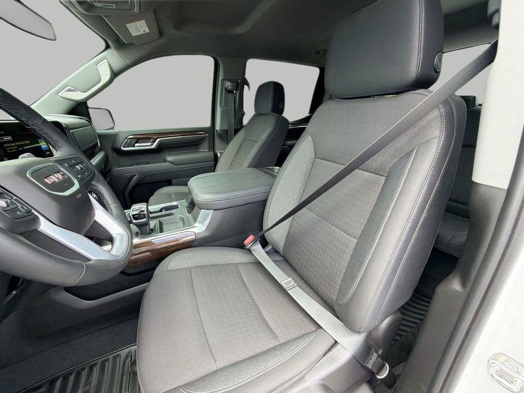 2025 GMC Sierra 1500 Elevation - Photo 18
