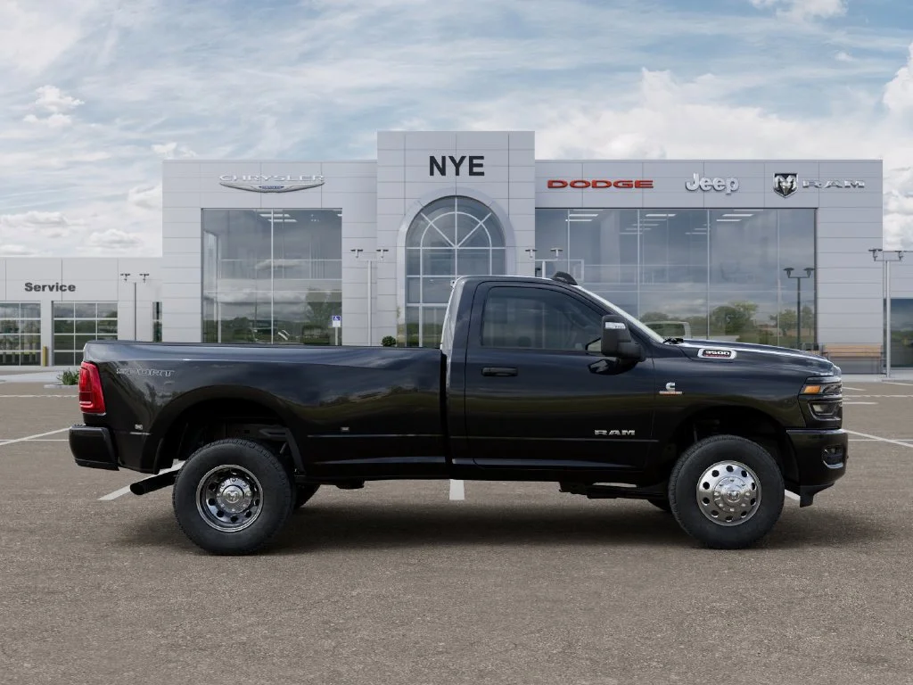 New 2027 Diamond Black Crystal Pearl-Coat Exterior Paint RAM Big Horn image 22