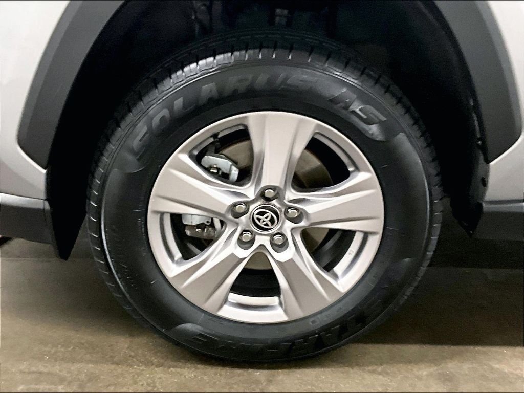 Used 2025 Silver Toyota XLE image 7