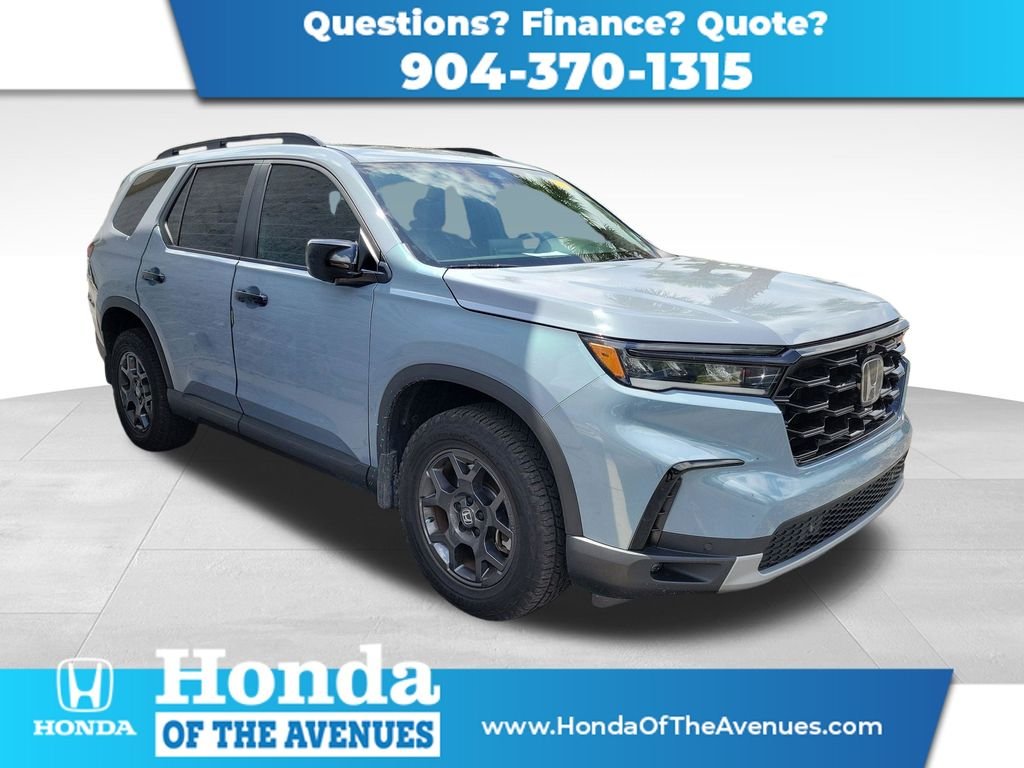 2025 Honda Pilot TrailSport AWD's photo