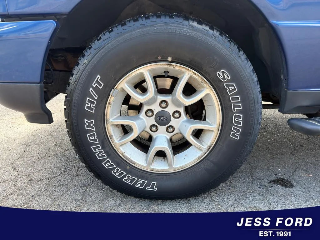 Used 2010 Blue Ford Sport image 10