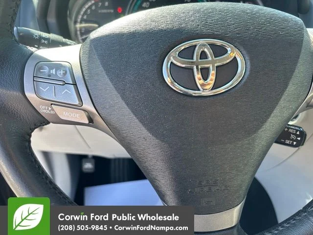 Used 2010 Magnetic Gray Metallic Toyota  image 14
