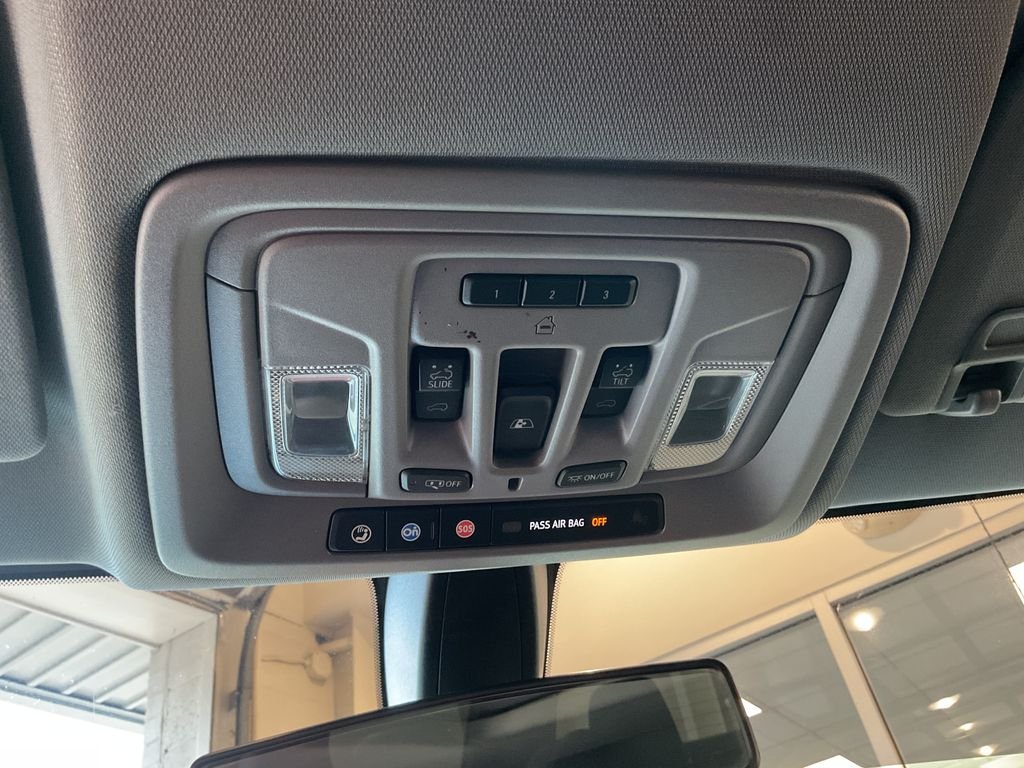 Used 2021 Blue Chevrolet RST image 24