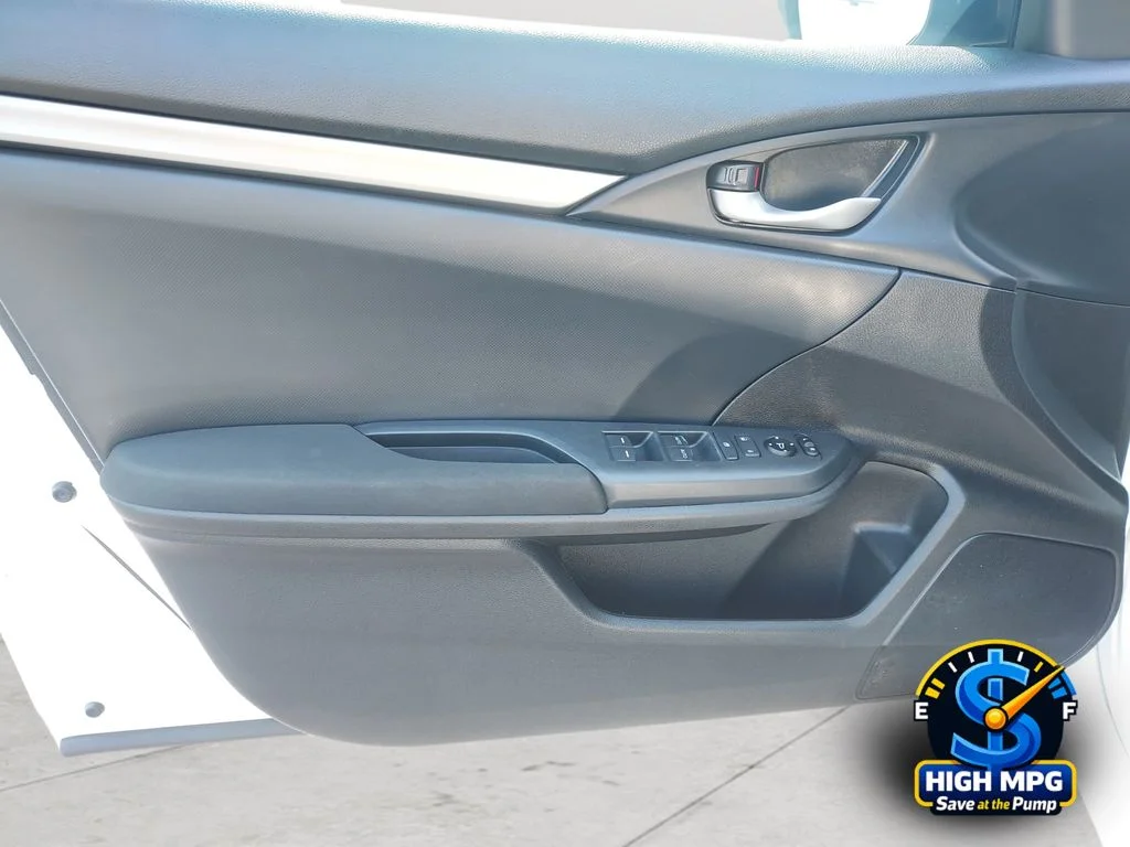 2018 Honda Civic Hatchback LX - Photo 29
