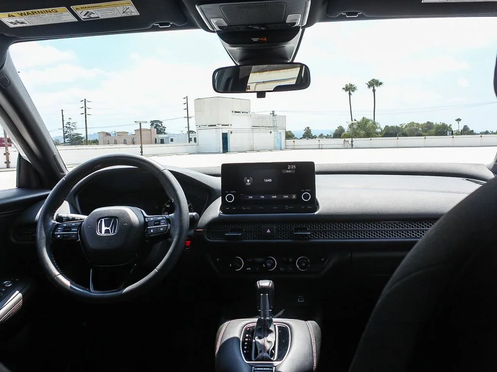 Certified Used 2024 Platinum White Pearl Honda Sport image 41