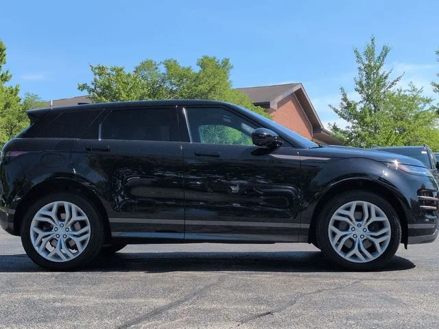 Used 2021  Land Rover R-Dynamic SE image 8