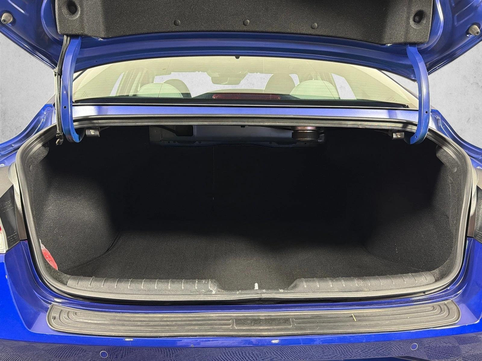 Used 2023 Intense Blue Hyundai Limited image 20