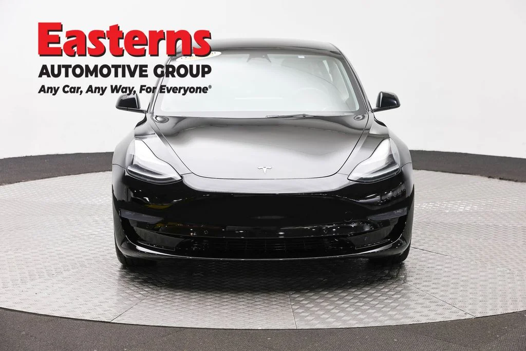 Used 2022 Black Tesla Long Range image 2