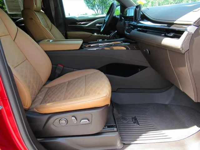 Used 2024 Red Cadillac Sport image 11