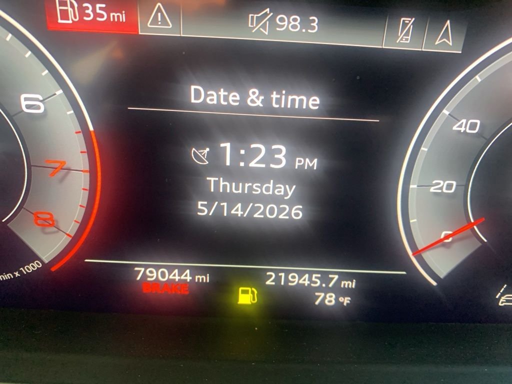 Used 2019 Black Audi L 55 image 17