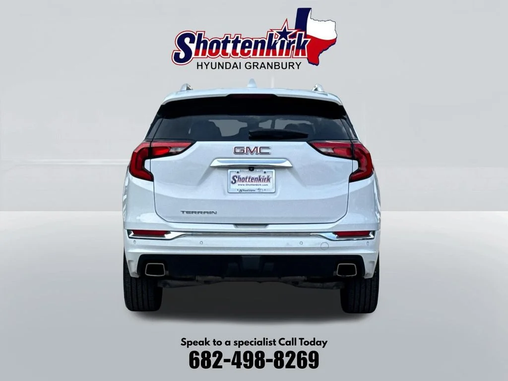 Used 2020 White GMC Denali image 7