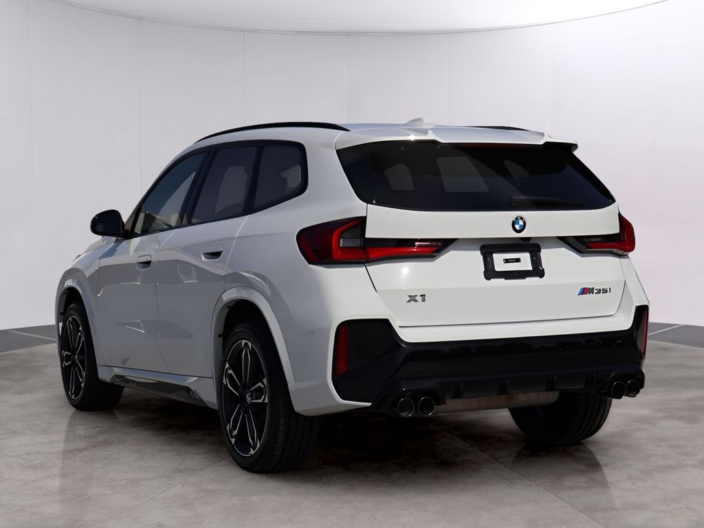 Used 2026 Alpine White BMW M35i image 5