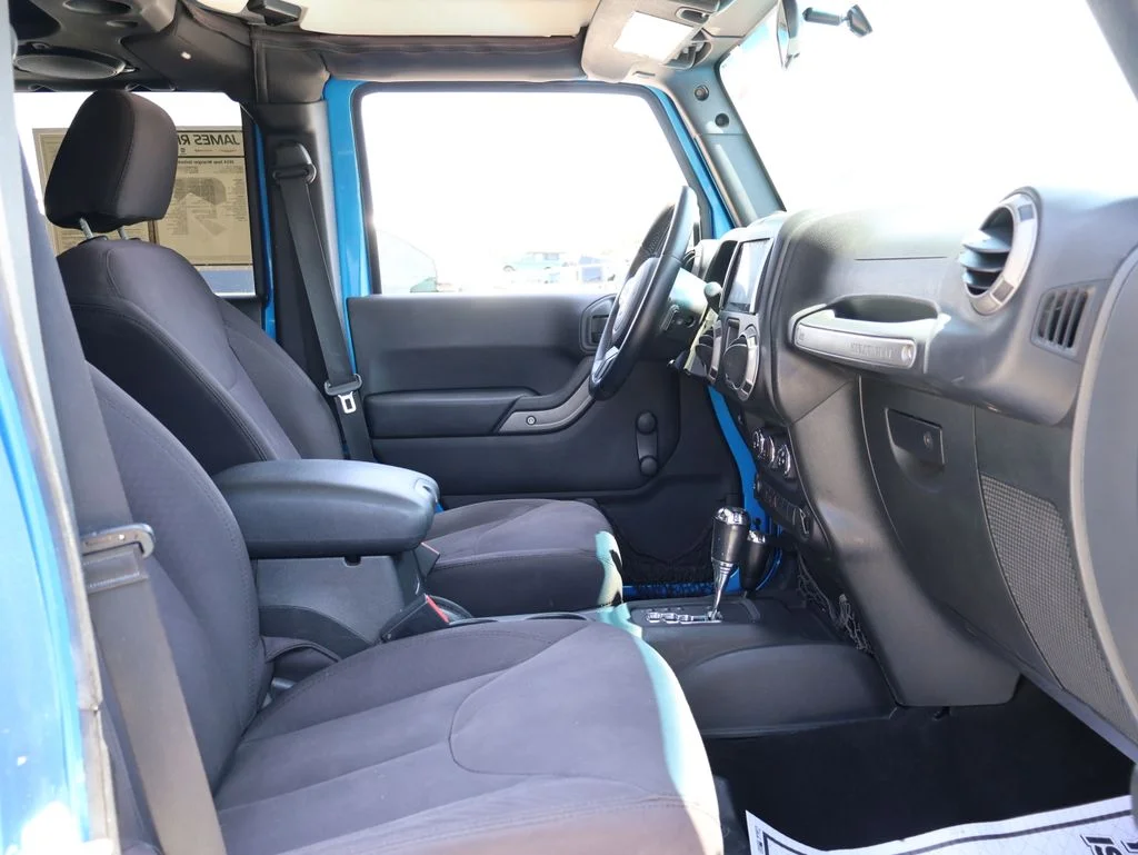 Used 2014 Blue Jeep Unlimited Sport image 8