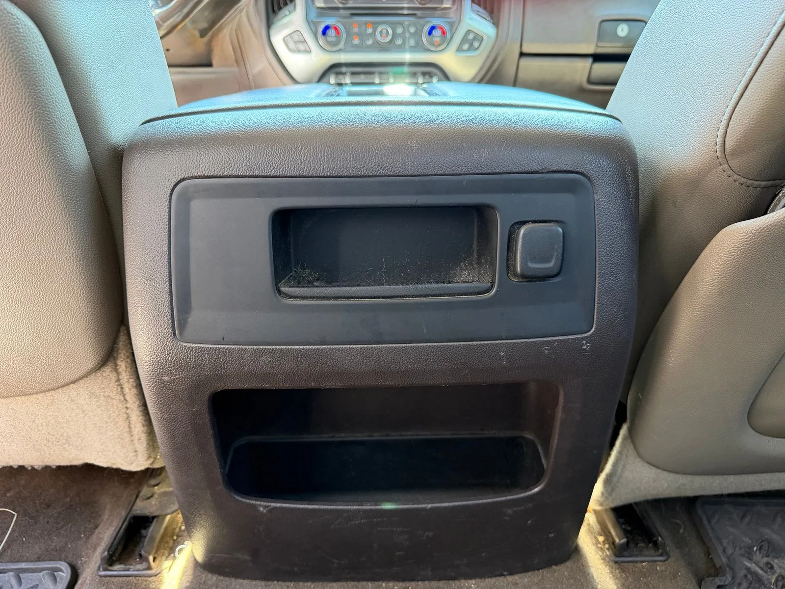 Used 2015 White Chevrolet LTZ image 13