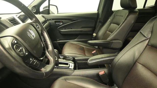 Certified Used 2018 Crystal Black Honda Black Edition image 23