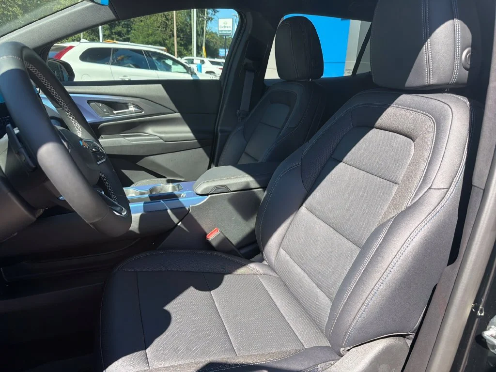 2026 Chevrolet Equinox EV 2LT - Photo 41