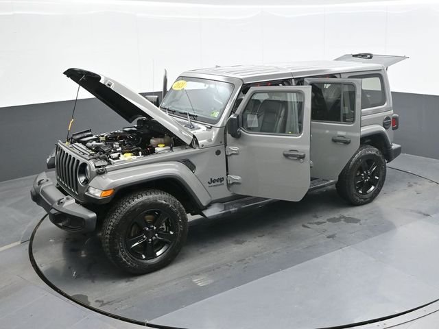 Used 2021 Gray Jeep Unlimited Sahara Altitude image 28