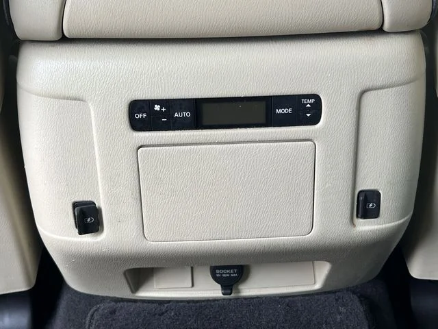 Used 2018 Blue INFINITI Base image 41