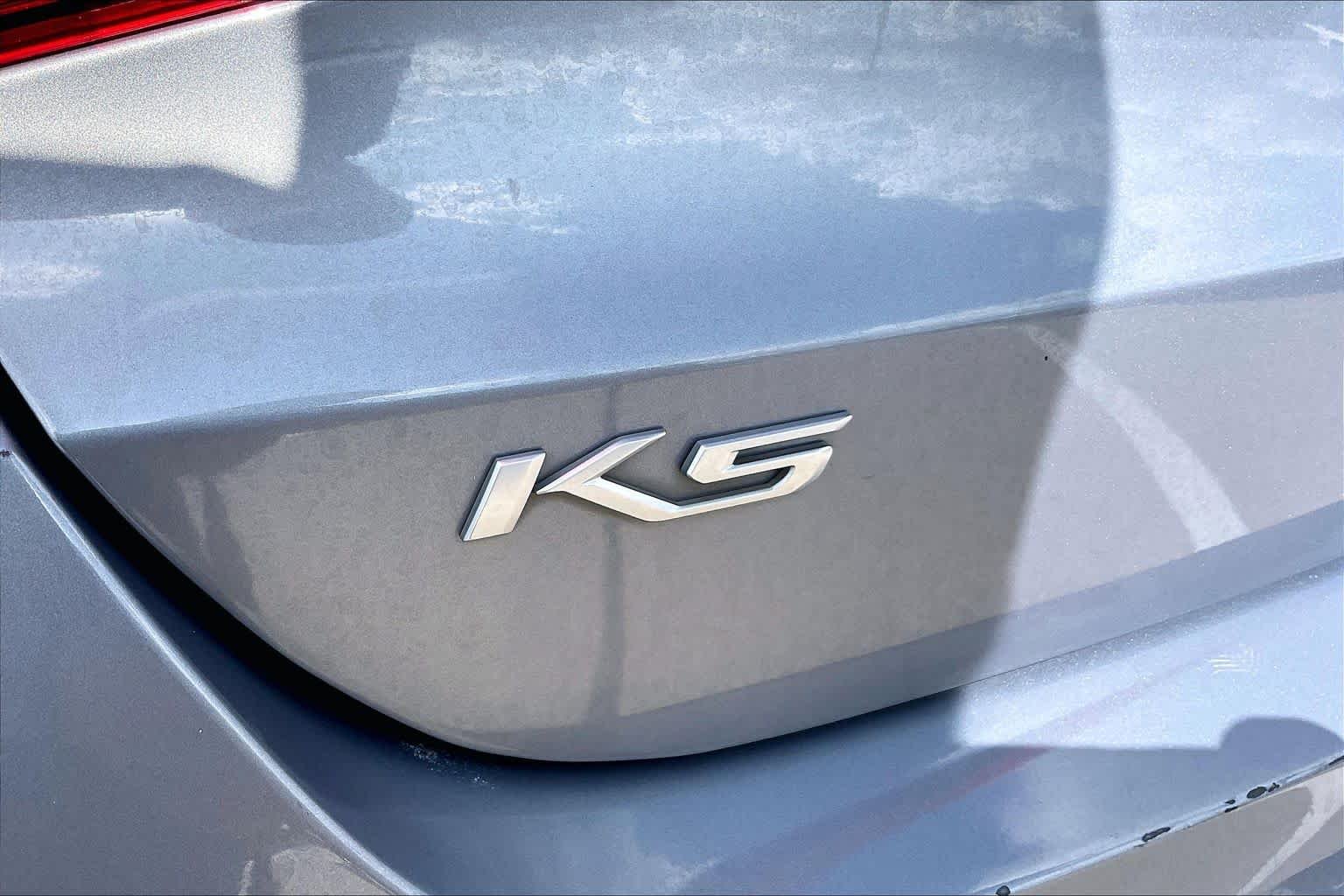 Used 2022 Everlasting Silver Kia LXS image 10