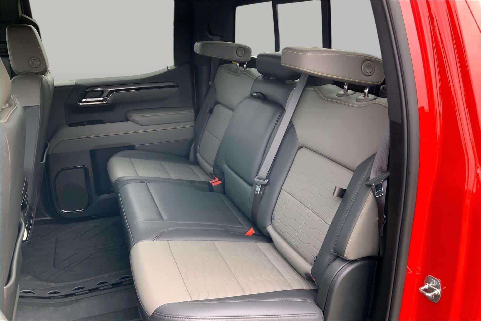 Used 2023 Red Hot Chevrolet ZR2 image 19