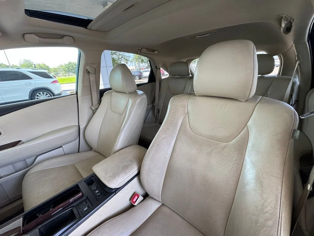 Used 2013 White Lexus 350 image 13