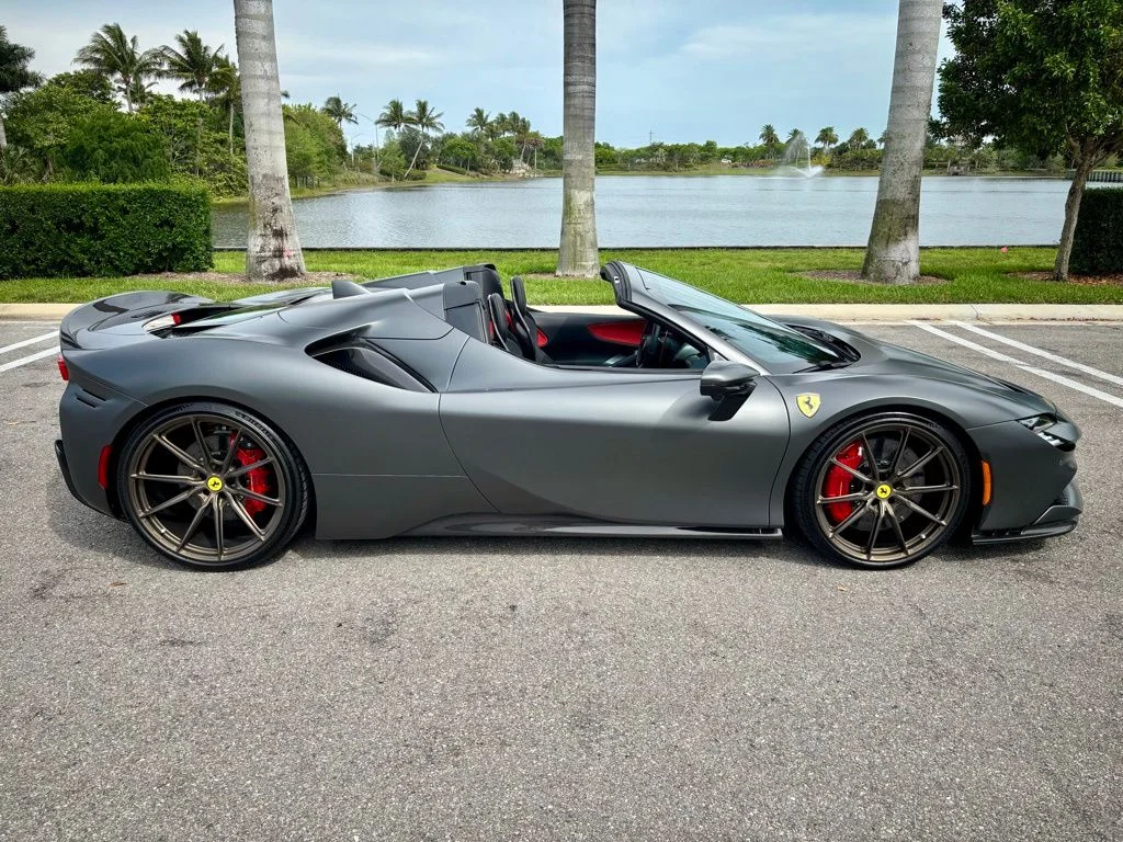 2024 Ferrari SF90 Base - Photo 6