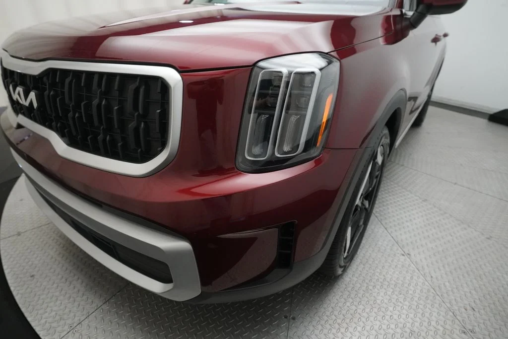 Used 2024 Red Kia EX image 22