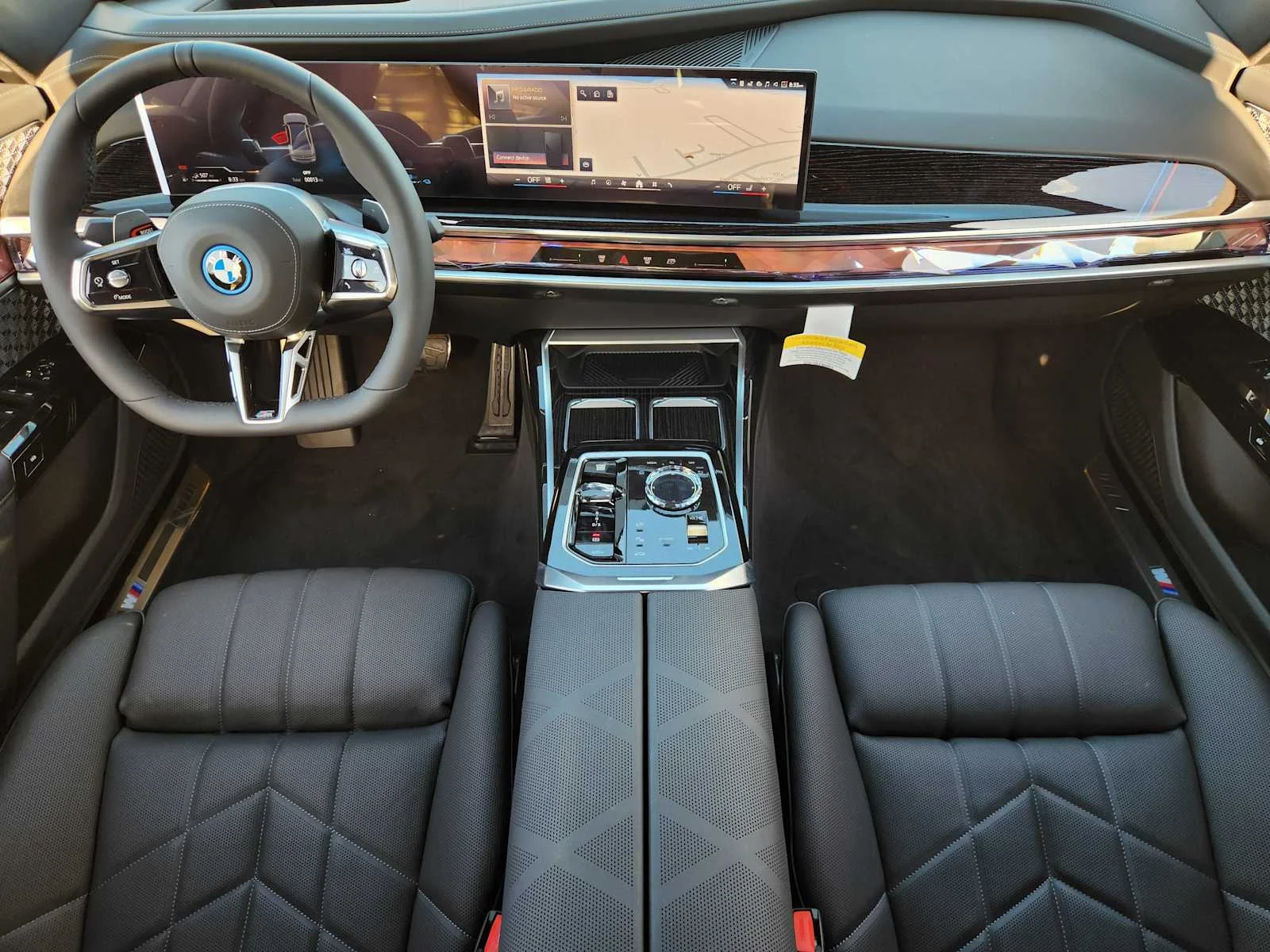 New 2026 Brooklyn Grey Metallic BMW 750e xDrive image 6