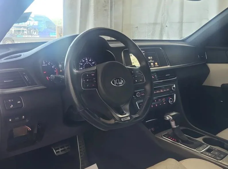 Used 2016 Titanium Silver Kia SXL Turbo image 5