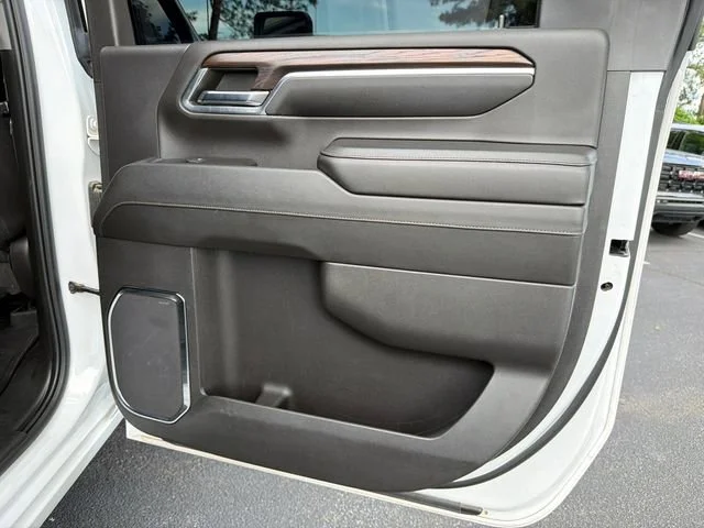 Used 2024 Summit White GMC SLT image 16