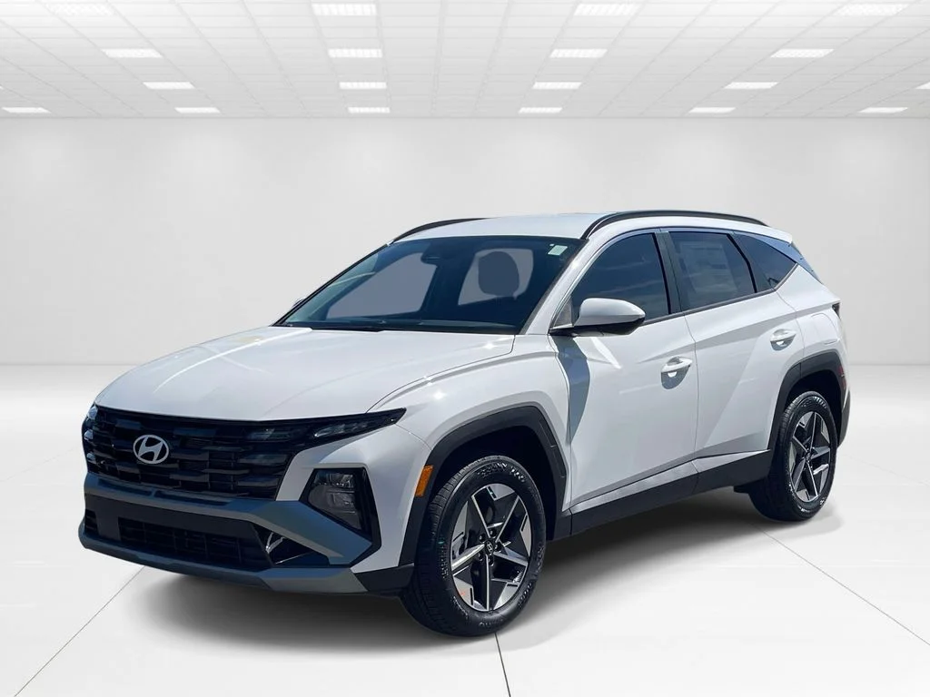 New 2026 White Hyundai SEL image 3