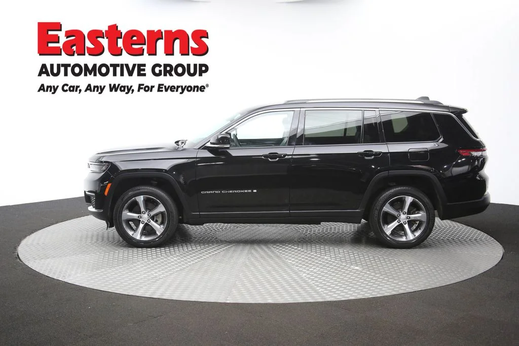 Used 2023 Black Jeep Limited image 64