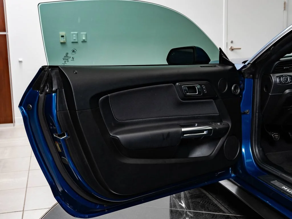 Used 2022 Atlas Blue Metallic Ford GT image 24