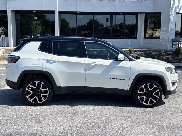 Used 2018 White Jeep Limited image 36
