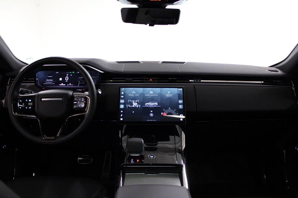 New 2026 Firenze Red Land Rover Dynamic SE image 39