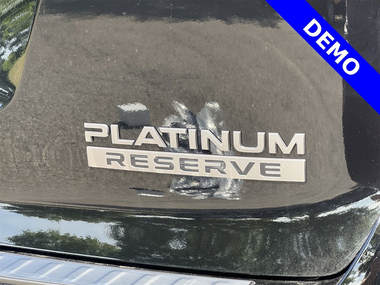 2025 Nissan Armada Platinum Reserve - Photo 36