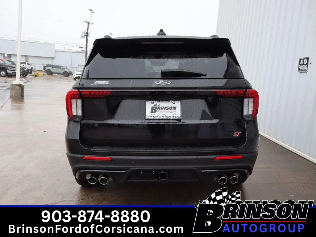 New 2026 Agate Black Metallic Ford ST image 4