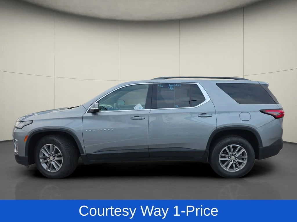 Used 2023 Gray Chevrolet LT image 5