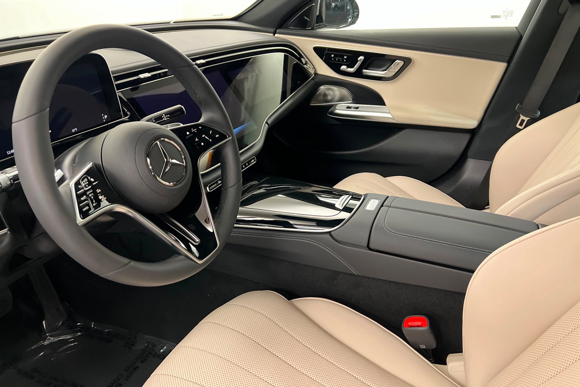 New 2026 MANUFAKTUR Alpine Grey Mercedes-Benz E 350 image 40