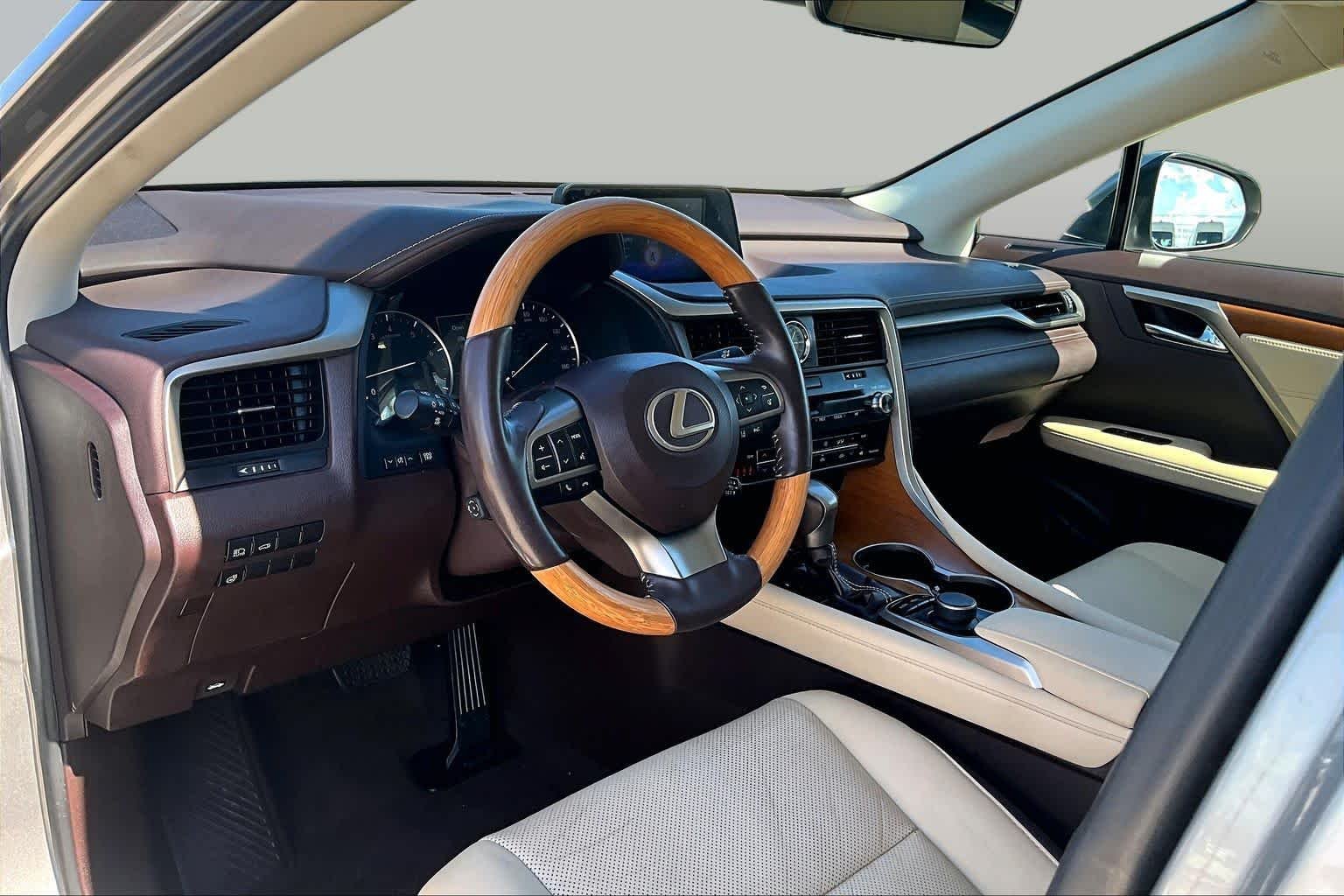 Used 2017 Atomic Silver Lexus  image 16