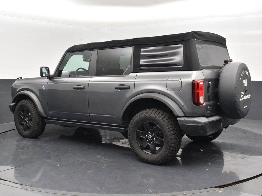 2022 Ford Bronco 4-Door Black Diamond - Photo 17