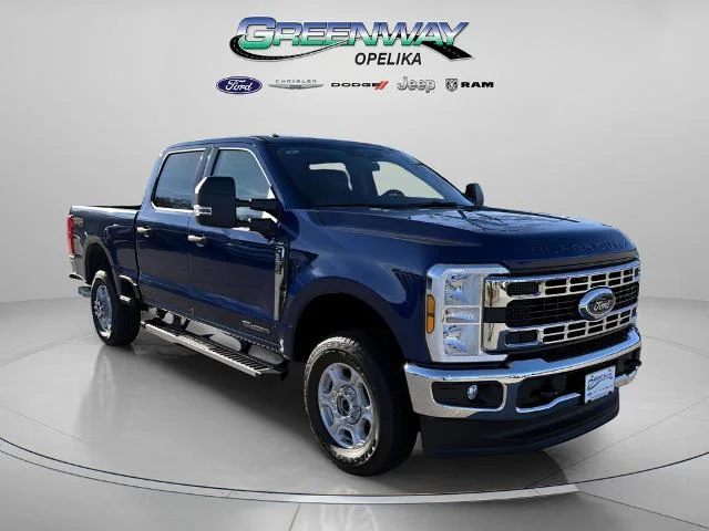 2026 Ford Super Duty F-350® XLT