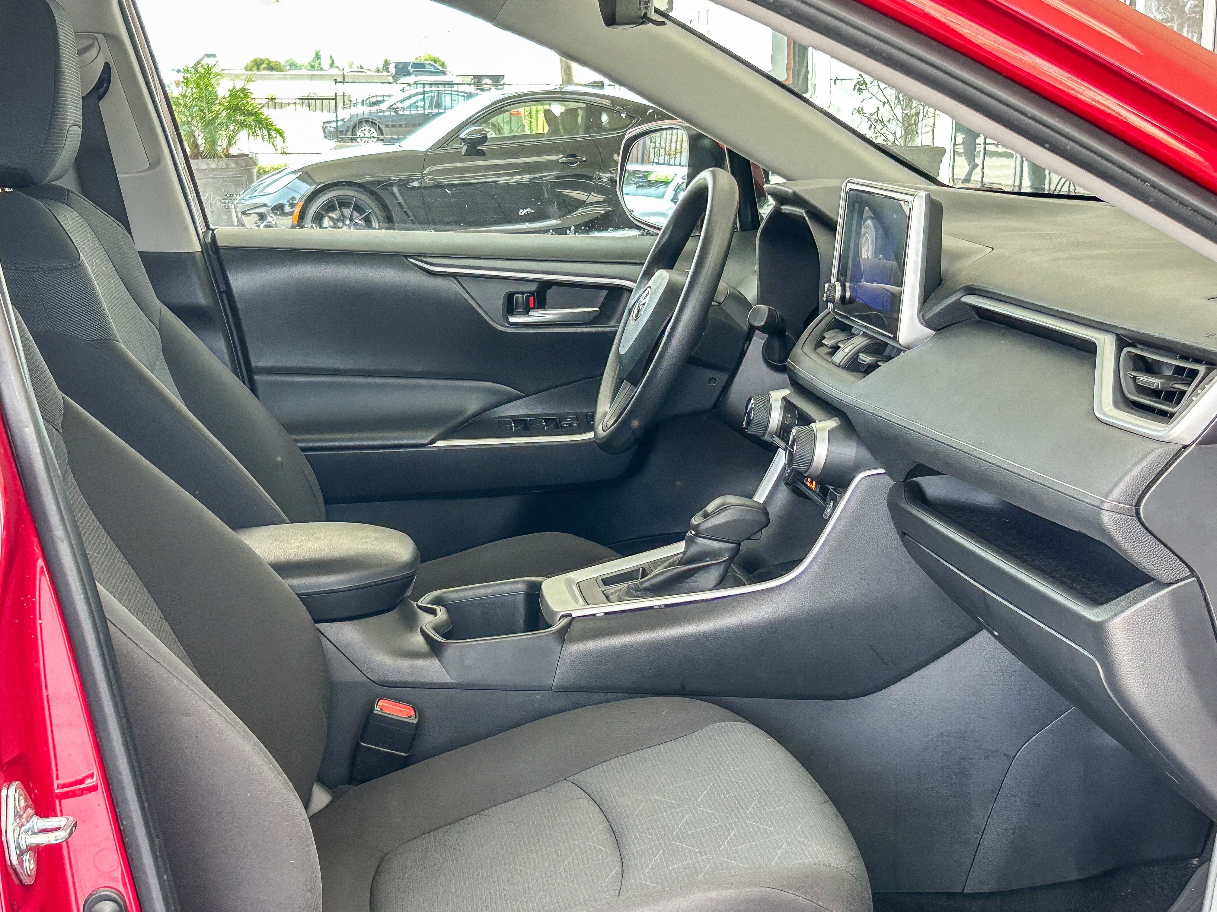 Used 2025 RUBY FLARE PEARL TOYOTA TRUCK XLE image 16